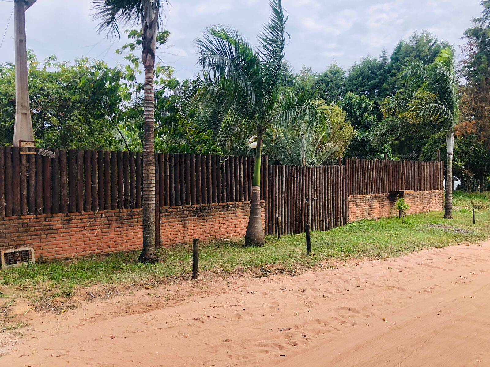 #109 - Casa para Venda em Brotas - SP