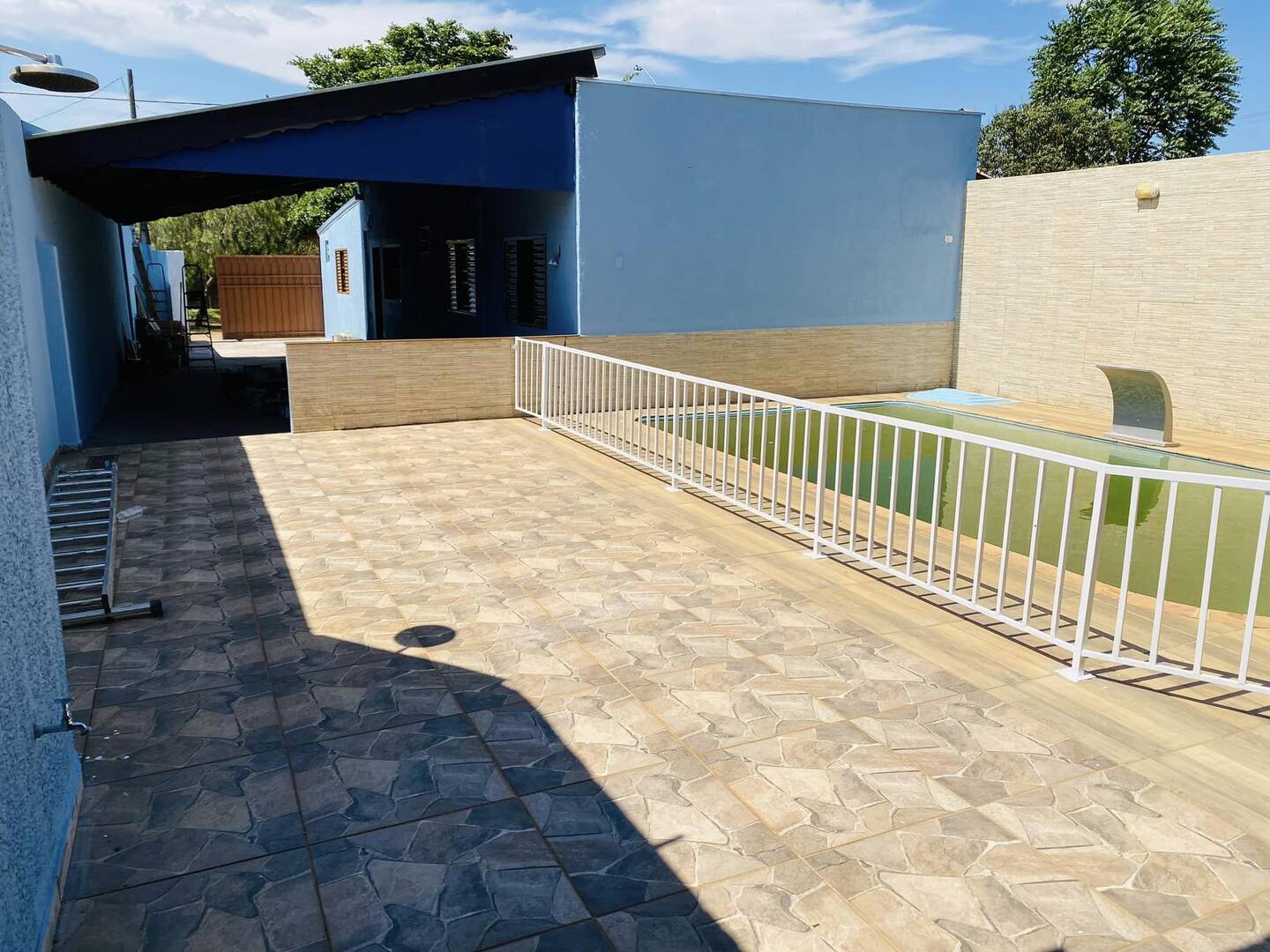 #203 - Casa para Venda em Brotas - SP