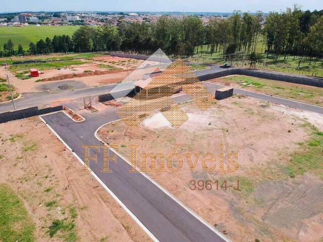 Terreno para Venda em São Carlos - 4