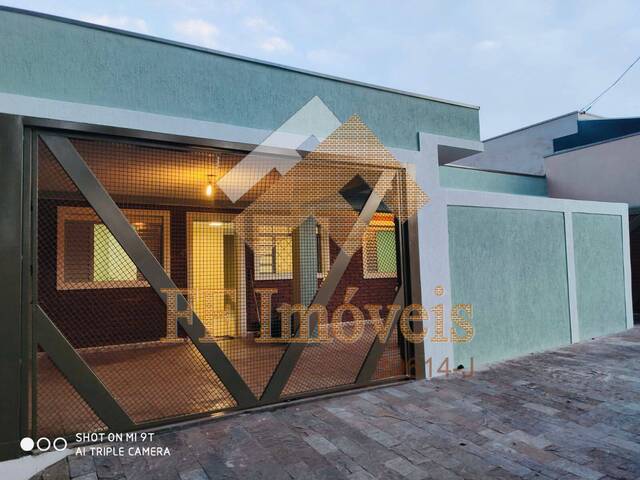 #196 - Casa para Venda em São Carlos - SP