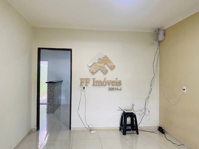#318 - Casa para Venda em São Carlos - SP