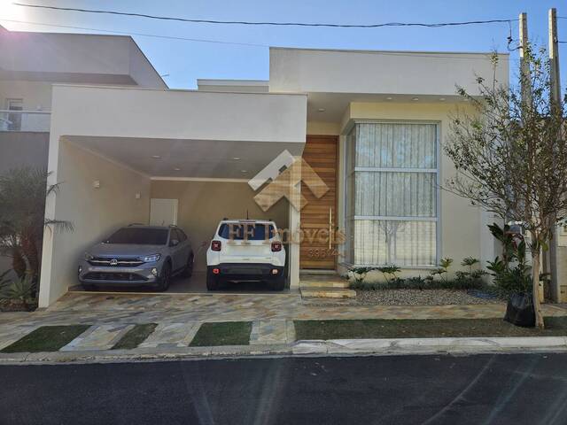 #323 - Casa para Venda em São Carlos - SP - 1