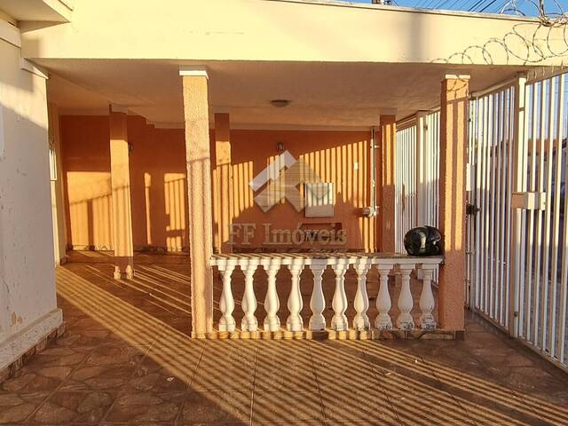 #342 - Casa para Venda em São Carlos - SP - 2