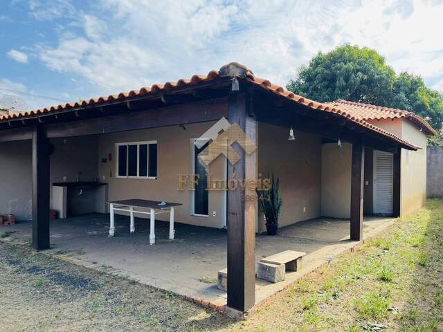 #390 - Casa para Venda em Brotas - SP - 1