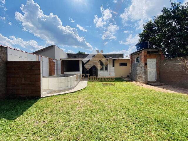 #400 - Casa para Venda em Brotas - SP - 1