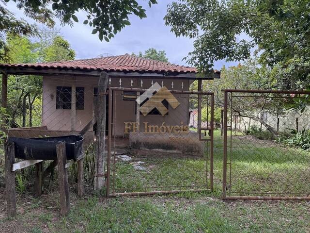 #403 - Casa para Venda em Brotas - SP - 2