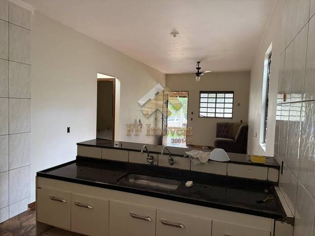 #403 - Casa para Venda em Brotas - SP - 1
