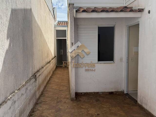 #407 - Casa para Venda em São Carlos - SP - 3