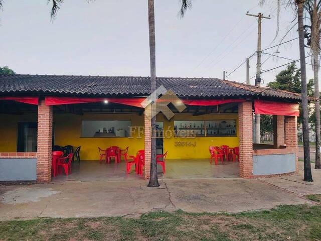 Sala para Venda em Brotas - 5