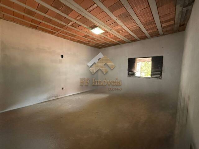 Casa para Venda em Brotas - 4