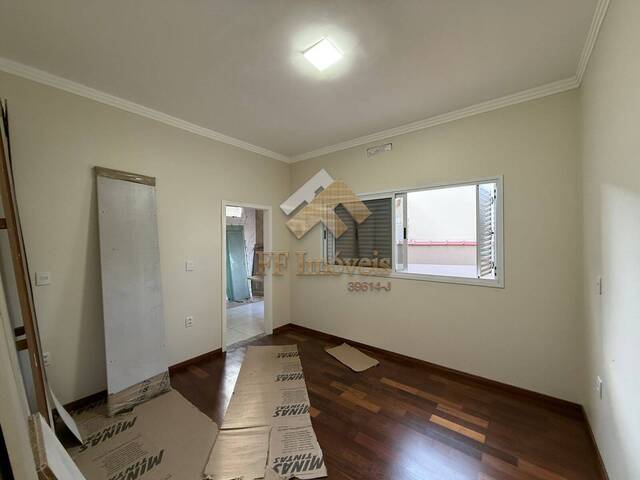 #432 - Casa para Venda em Brotas - SP - 3