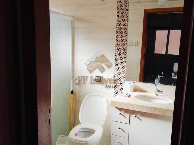 #439 - Casa para Venda em São Carlos - SP