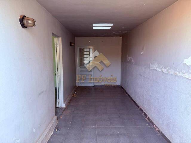 #445 - Casa para Venda em São Carlos - SP - 2