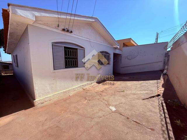 Casa para Venda em São Carlos - 4