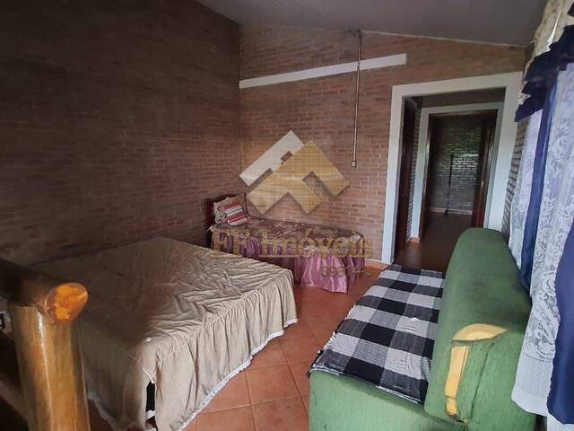 #446 - Casa para Venda em Brotas - SP - 2