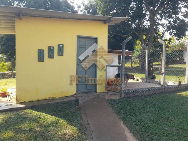 #452 - Casa para Venda em São Carlos - SP - 2