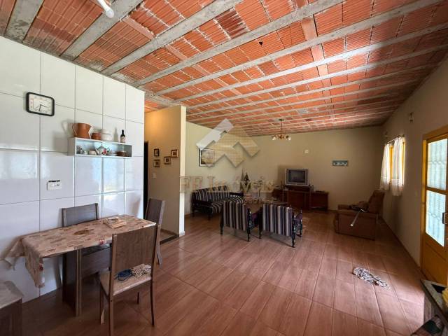 Casa para Venda em Brotas - 3