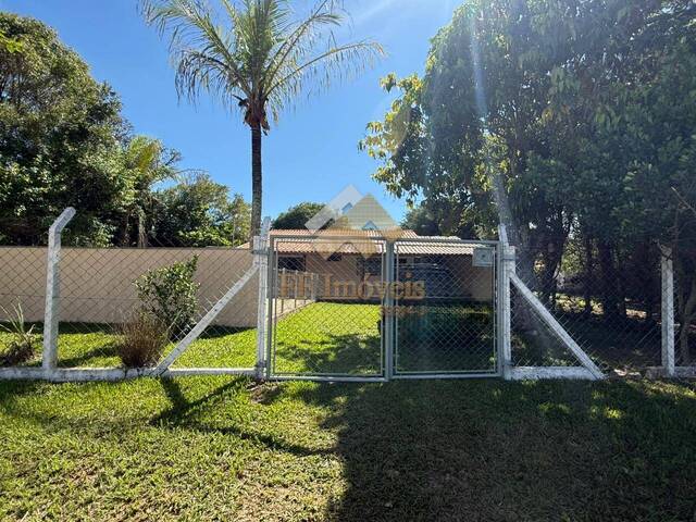 #477 - Casa para Venda em Brotas - SP