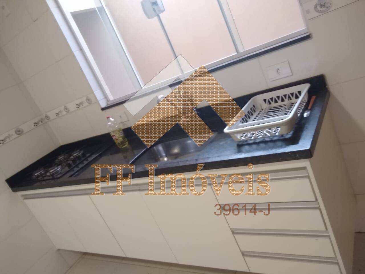 Casa à venda com 2 quartos, 168m² - Foto 7
