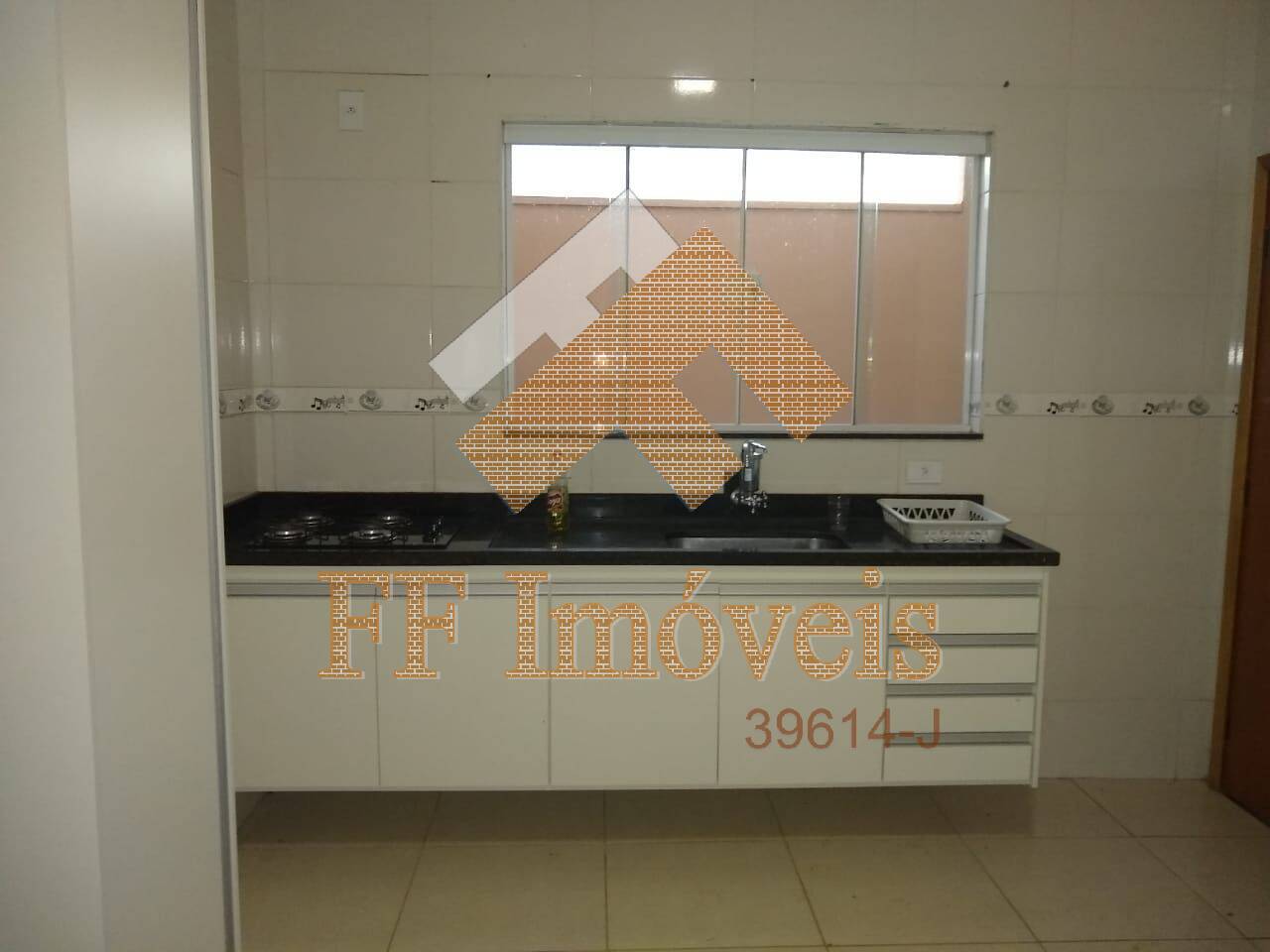 Casa à venda com 2 quartos, 168m² - Foto 8