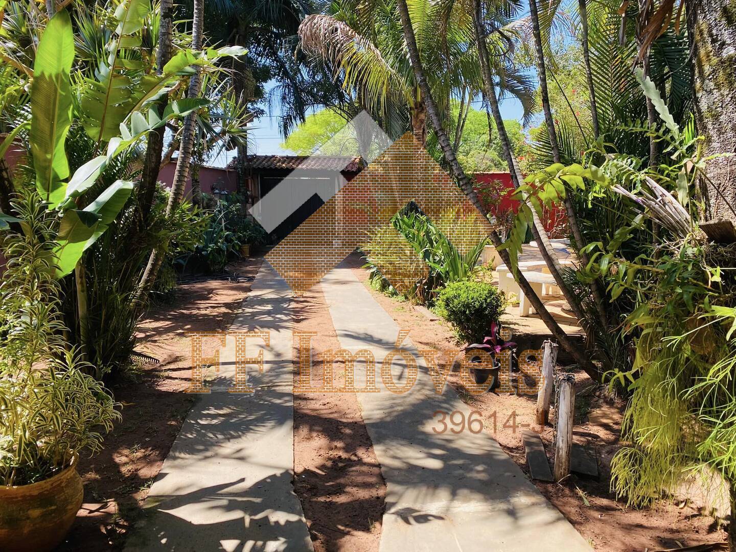 Casa à venda com 3 quartos, 180m² - Foto 6