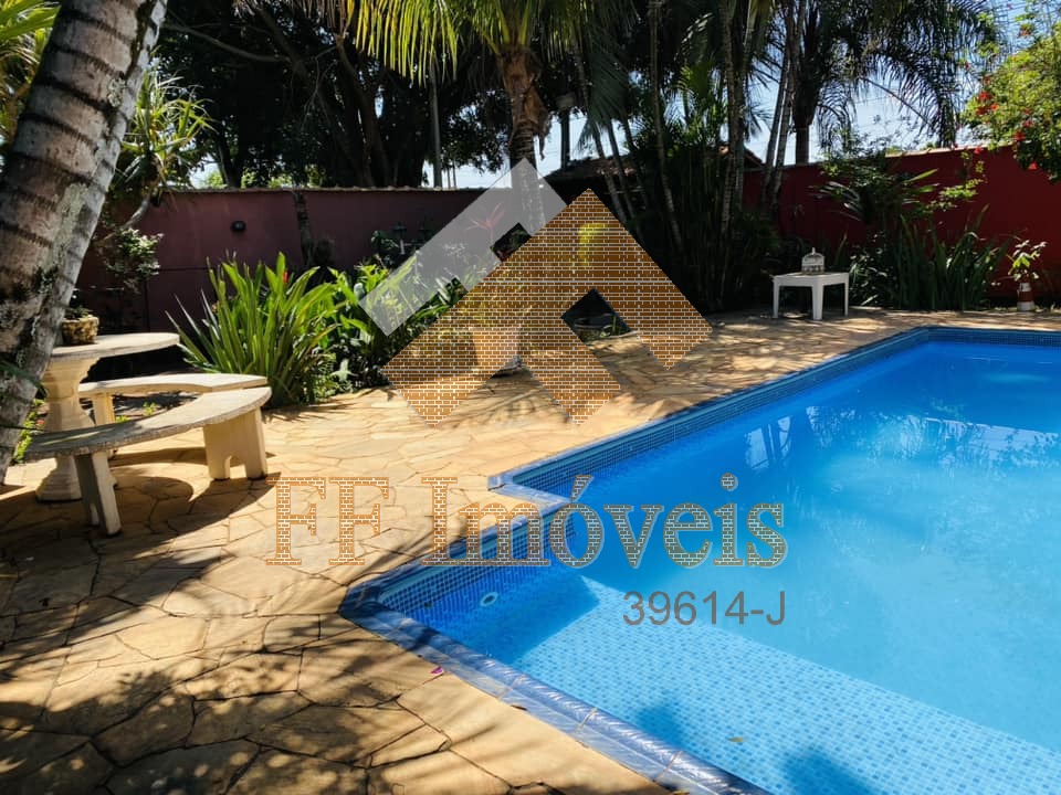 Casa à venda com 3 quartos, 180m² - Foto 25