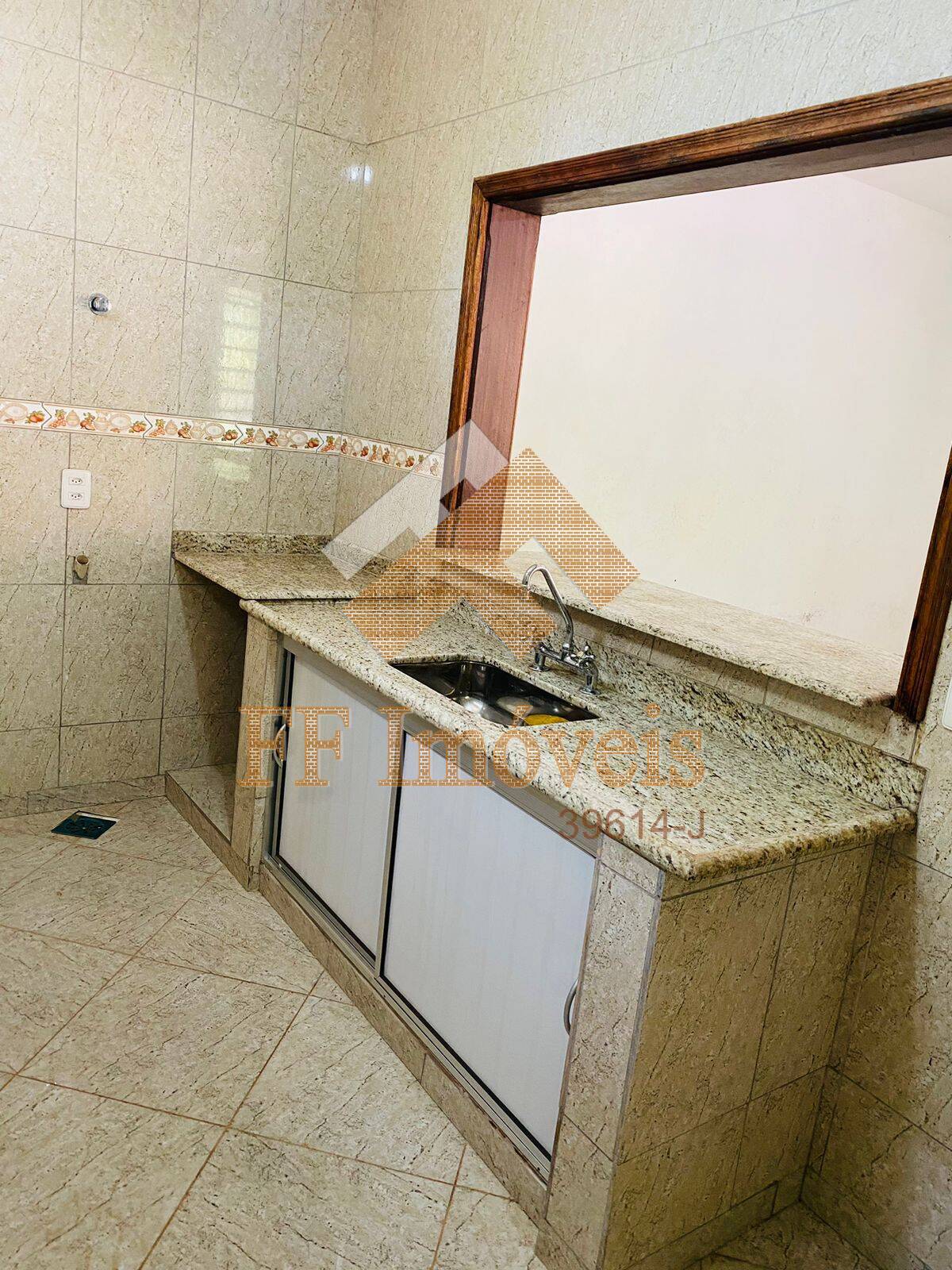 Casa à venda com 2 quartos, 180m² - Foto 16