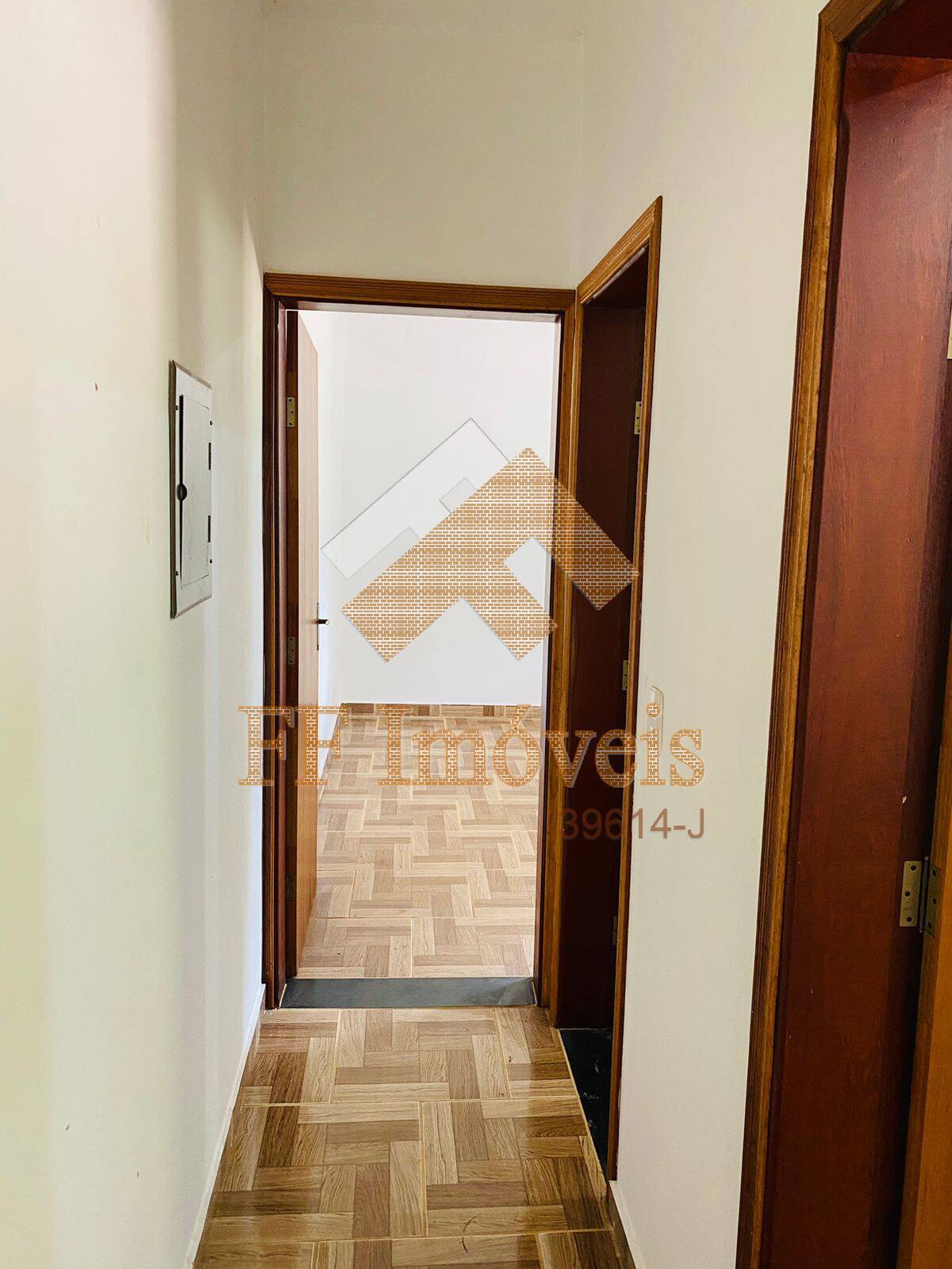 Casa à venda com 2 quartos, 180m² - Foto 19