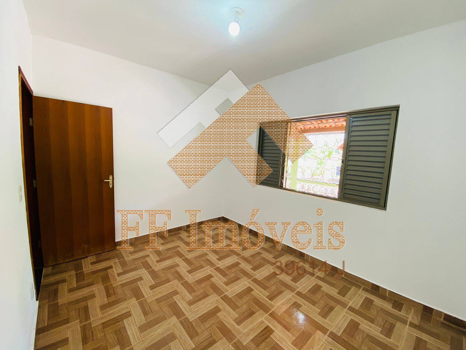 Casa à venda com 2 quartos, 180m² - Foto 25