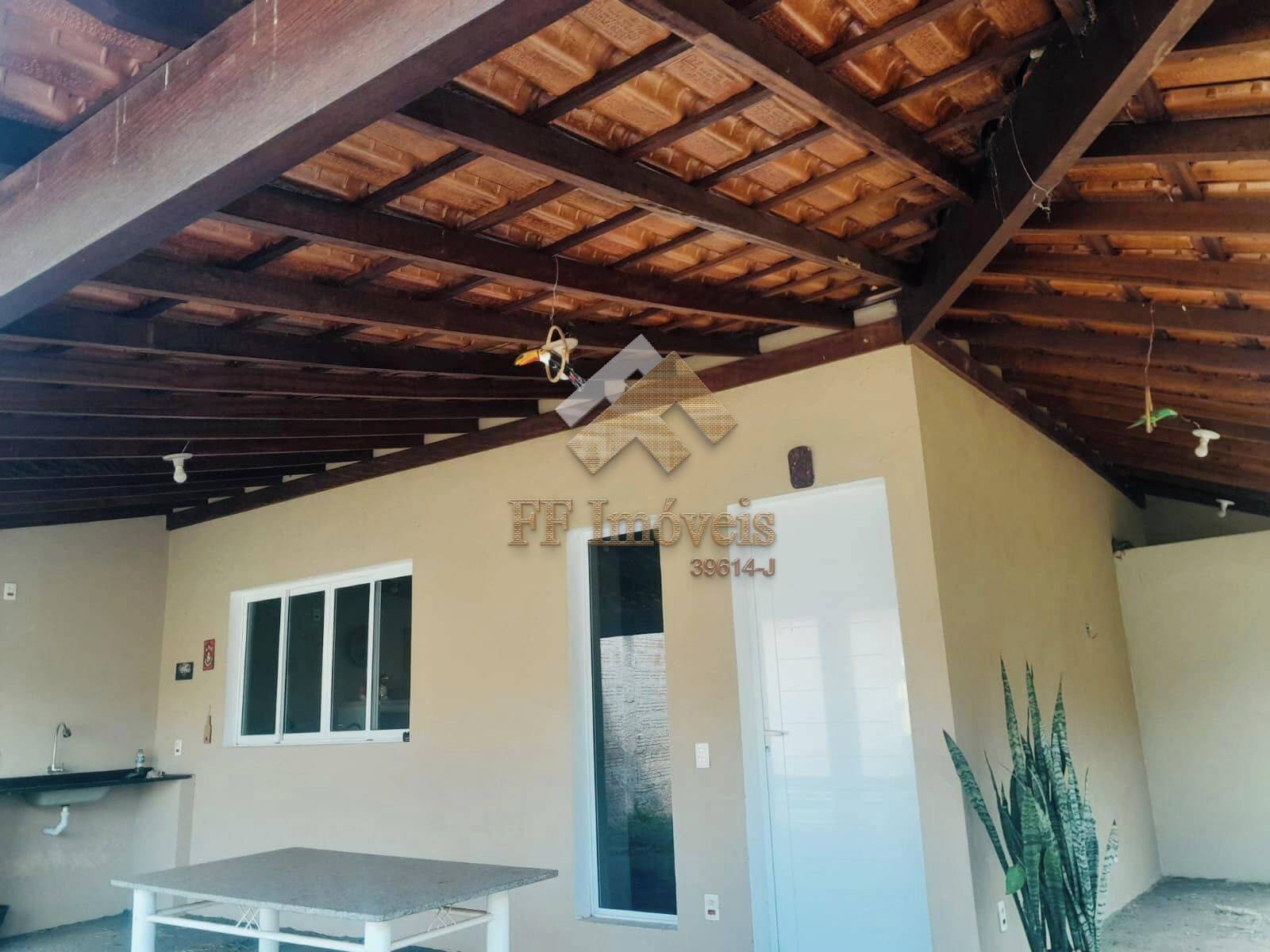 Casa à venda com 2 quartos, 75m² - Foto 9