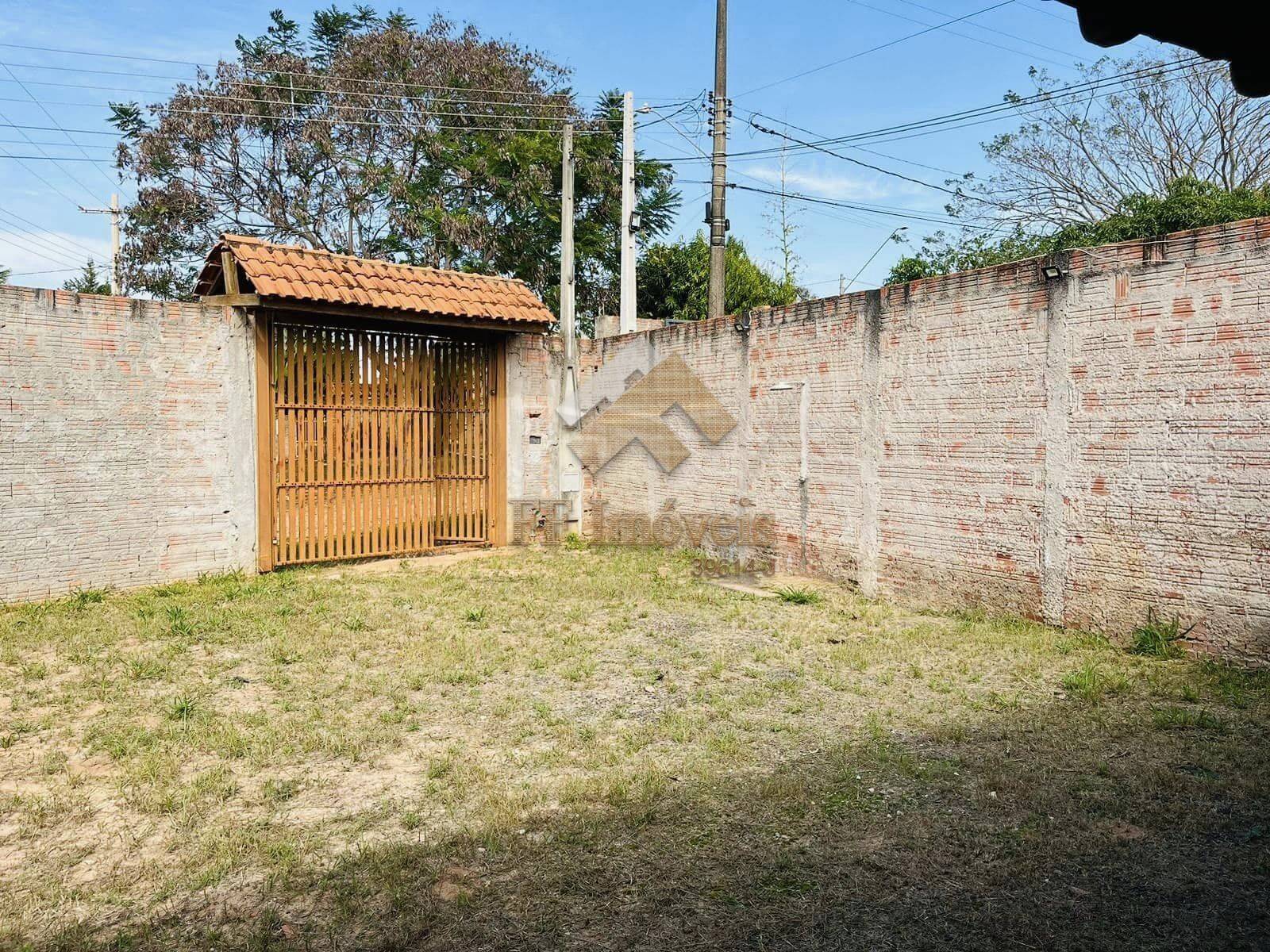 Casa à venda com 2 quartos, 75m² - Foto 11