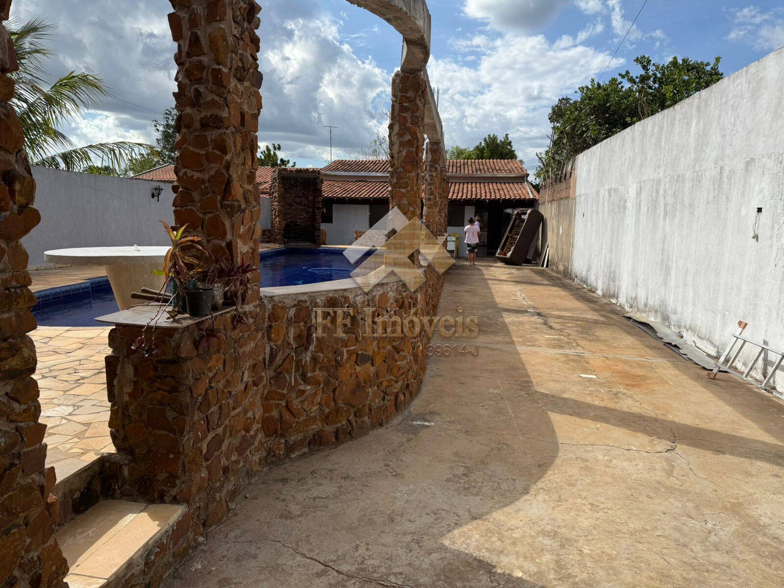 Casa à venda com 1 quarto, 70m² - Foto 6