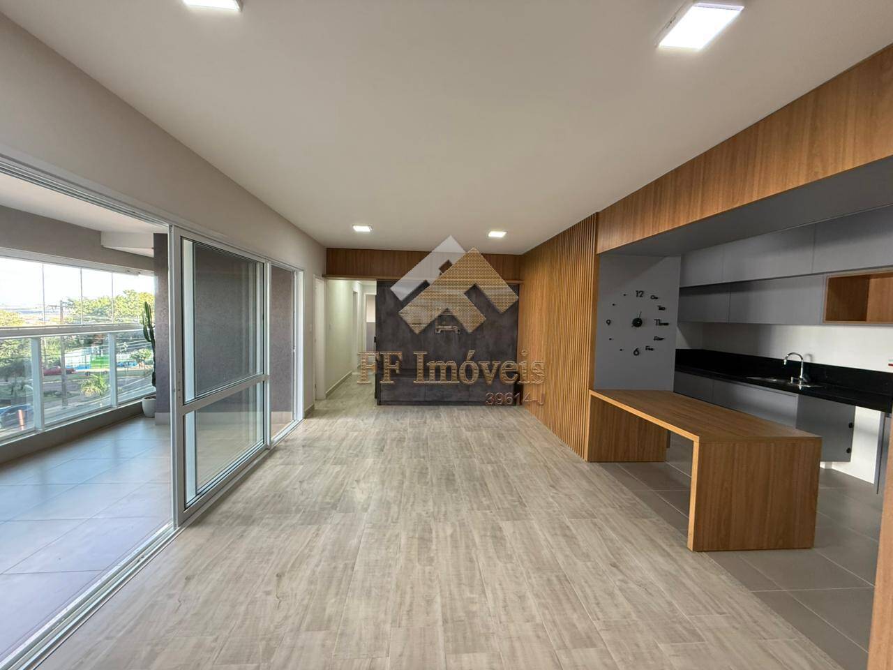 Apartamento à venda com 3 quartos, 117m² - Foto 4