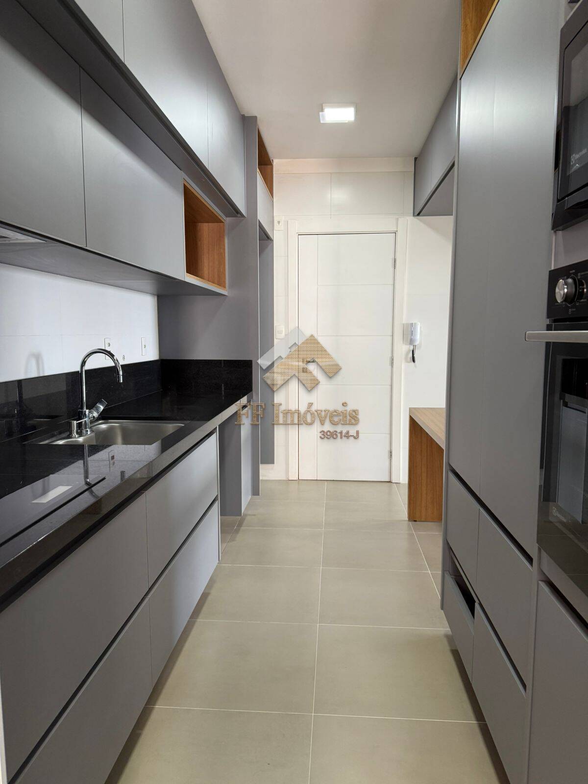 Apartamento à venda com 3 quartos, 117m² - Foto 5