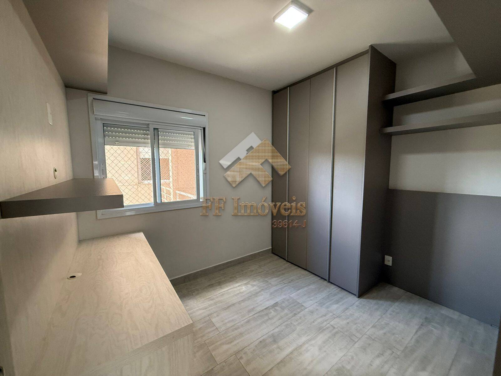 Apartamento à venda com 3 quartos, 117m² - Foto 13