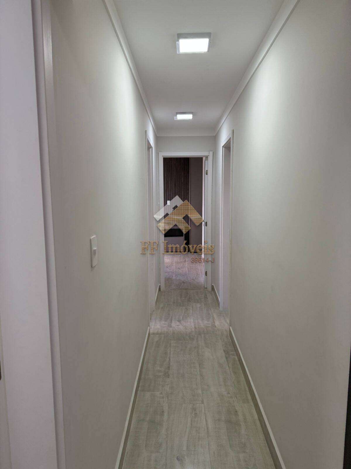 Apartamento à venda com 3 quartos, 117m² - Foto 15