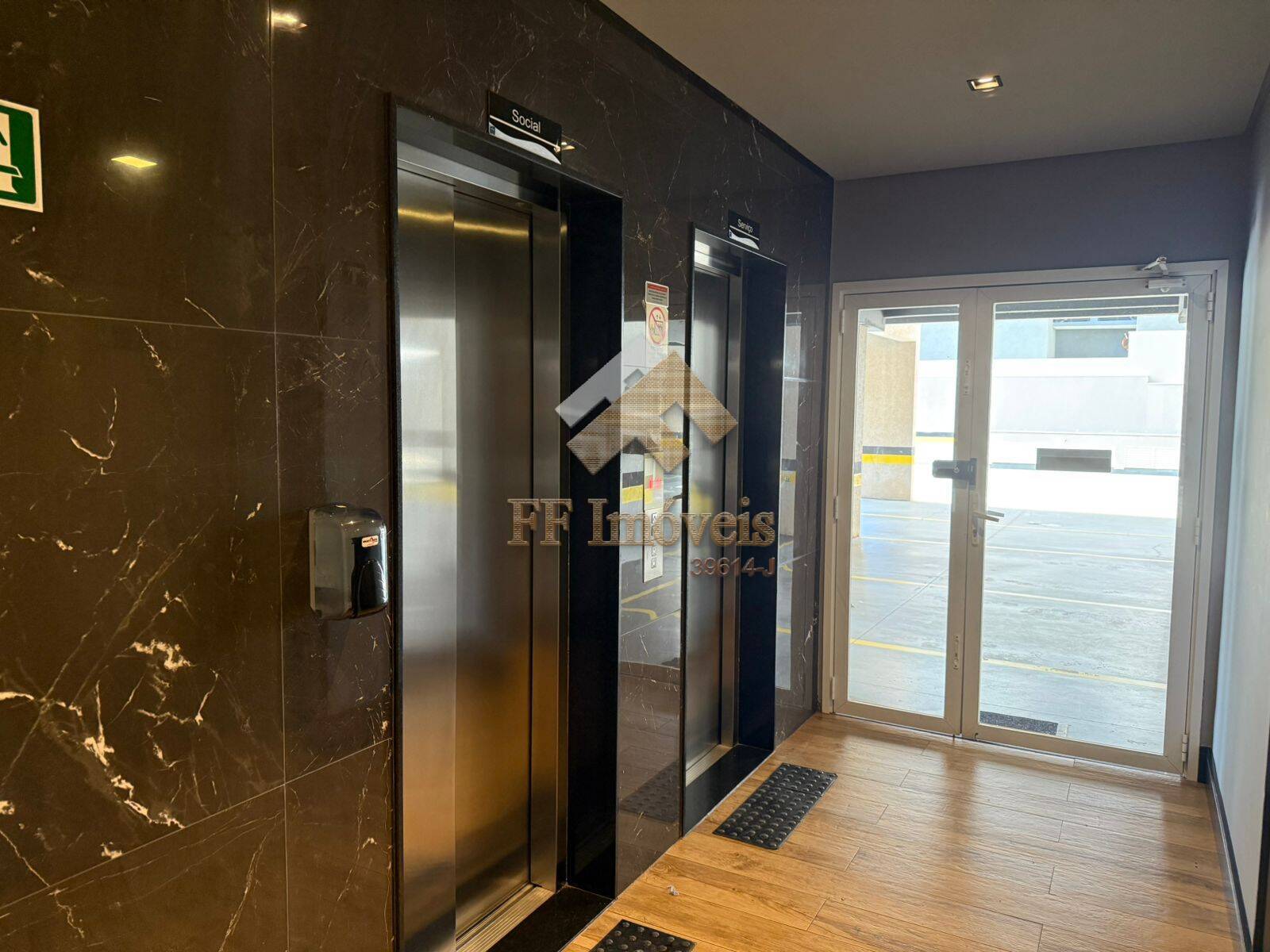 Apartamento à venda com 3 quartos, 117m² - Foto 20