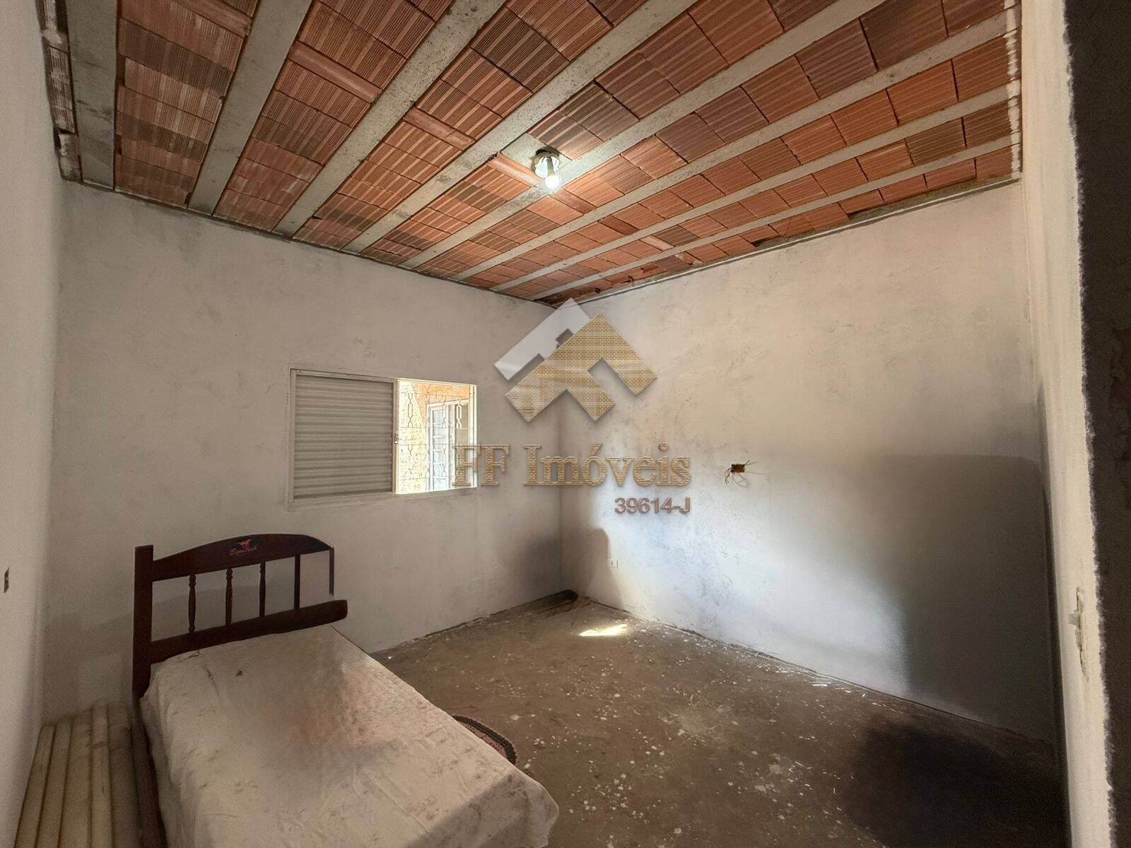 Casa à venda com 3 quartos, 100m² - Foto 11