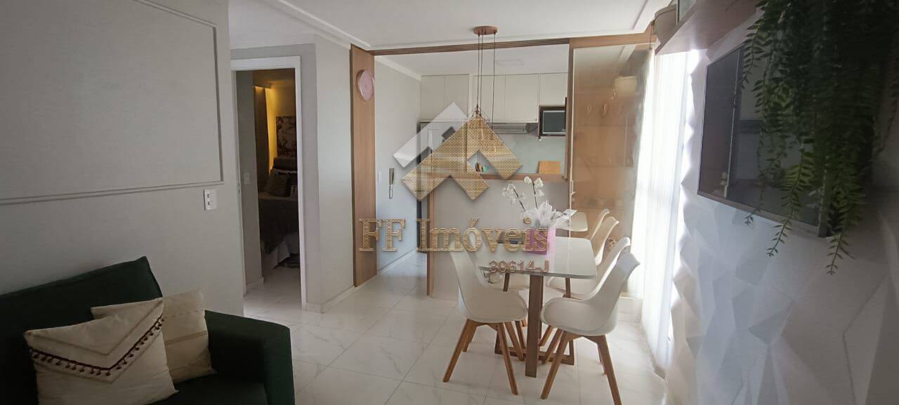 Apartamento à venda com 2 quartos, 45m² - Foto 1