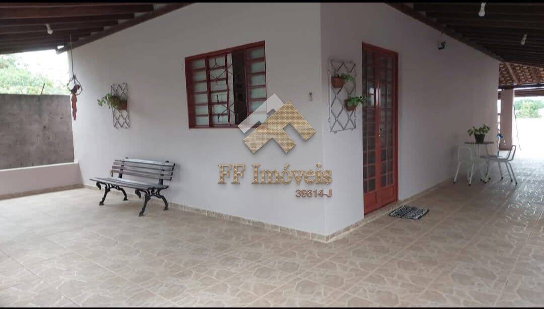 Casa à venda com 3 quartos, 150m² - Foto 4