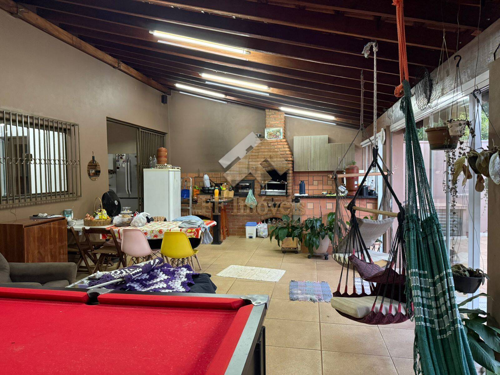 Casa à venda com 4 quartos, 103m² - Foto 4