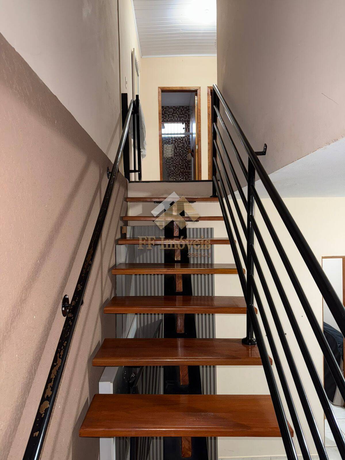 Casa à venda com 4 quartos, 103m² - Foto 7