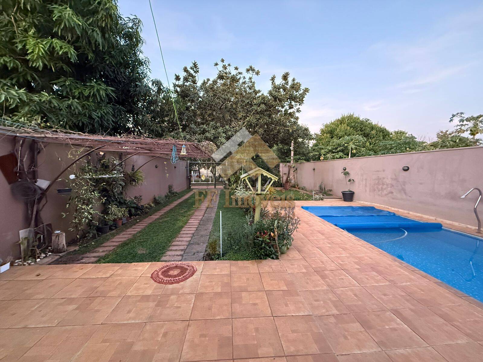 Casa à venda com 4 quartos, 103m² - Foto 10