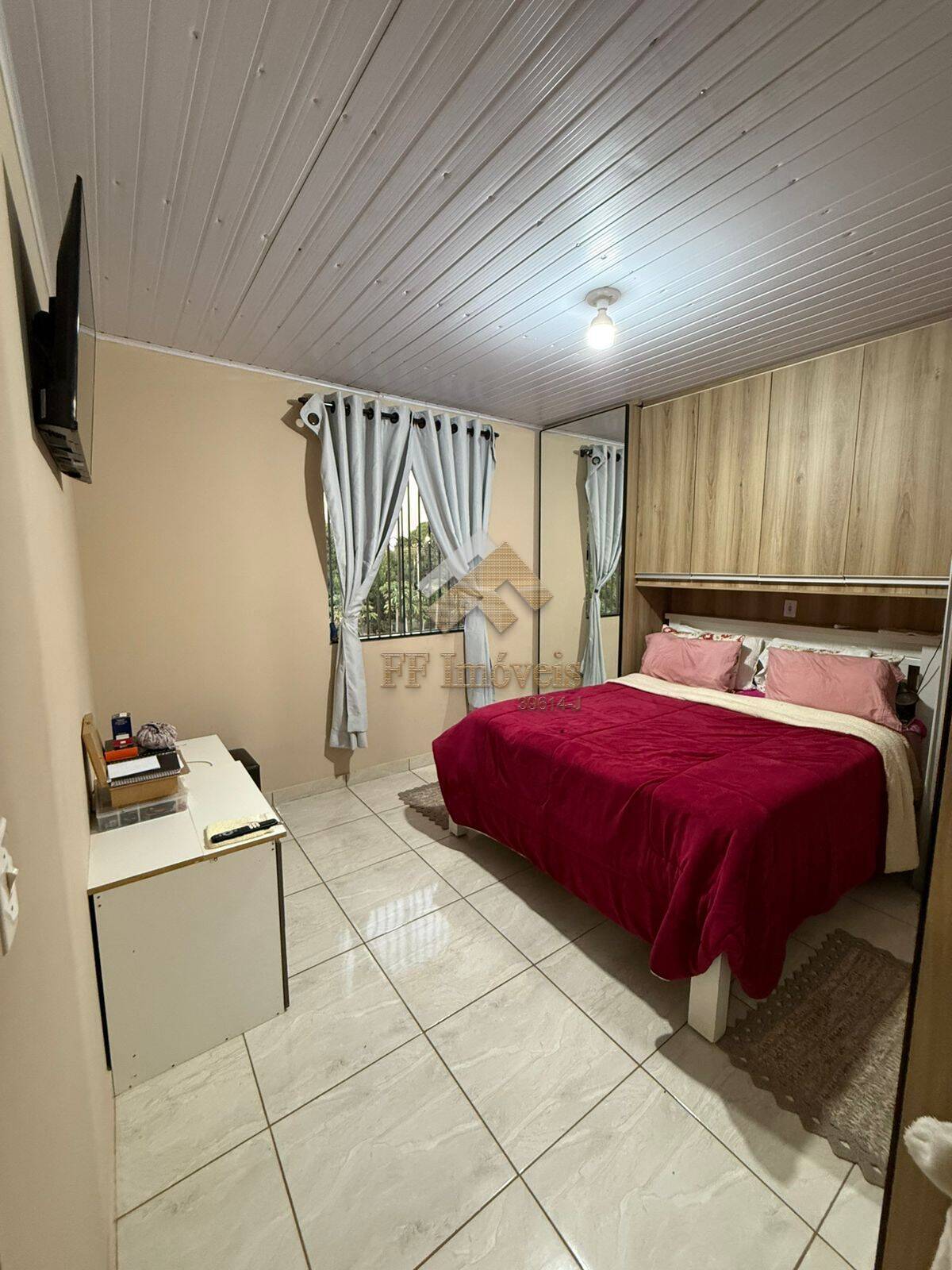 Casa à venda com 4 quartos, 103m² - Foto 25