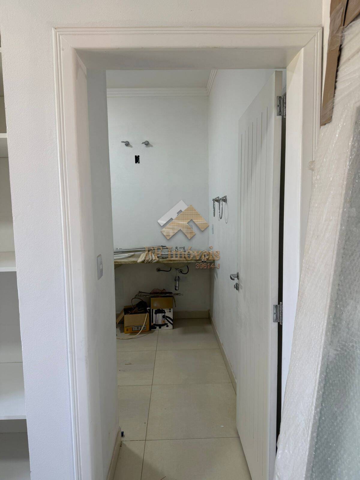 Casa à venda com 3 quartos, 320m² - Foto 35