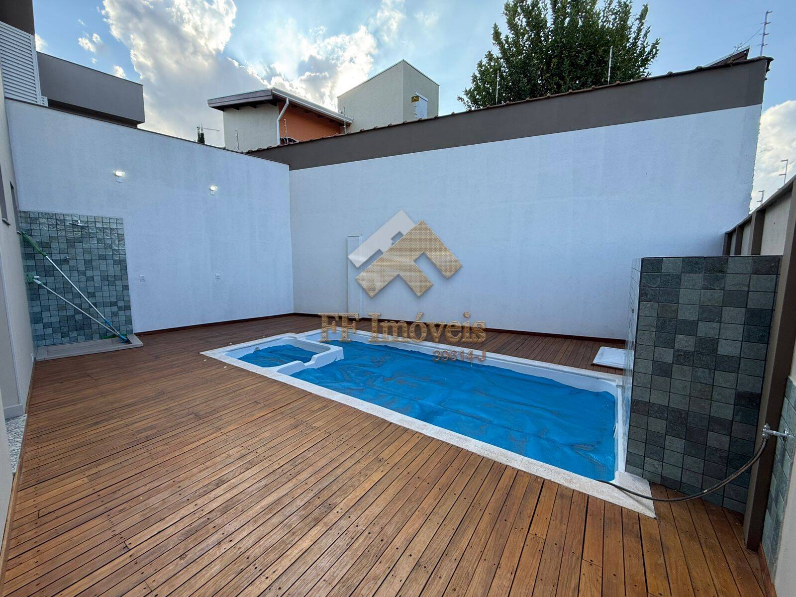 Casa à venda com 3 quartos, 320m² - Foto 11