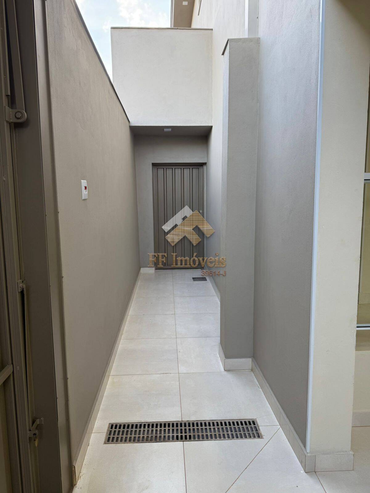 Casa à venda com 3 quartos, 320m² - Foto 28