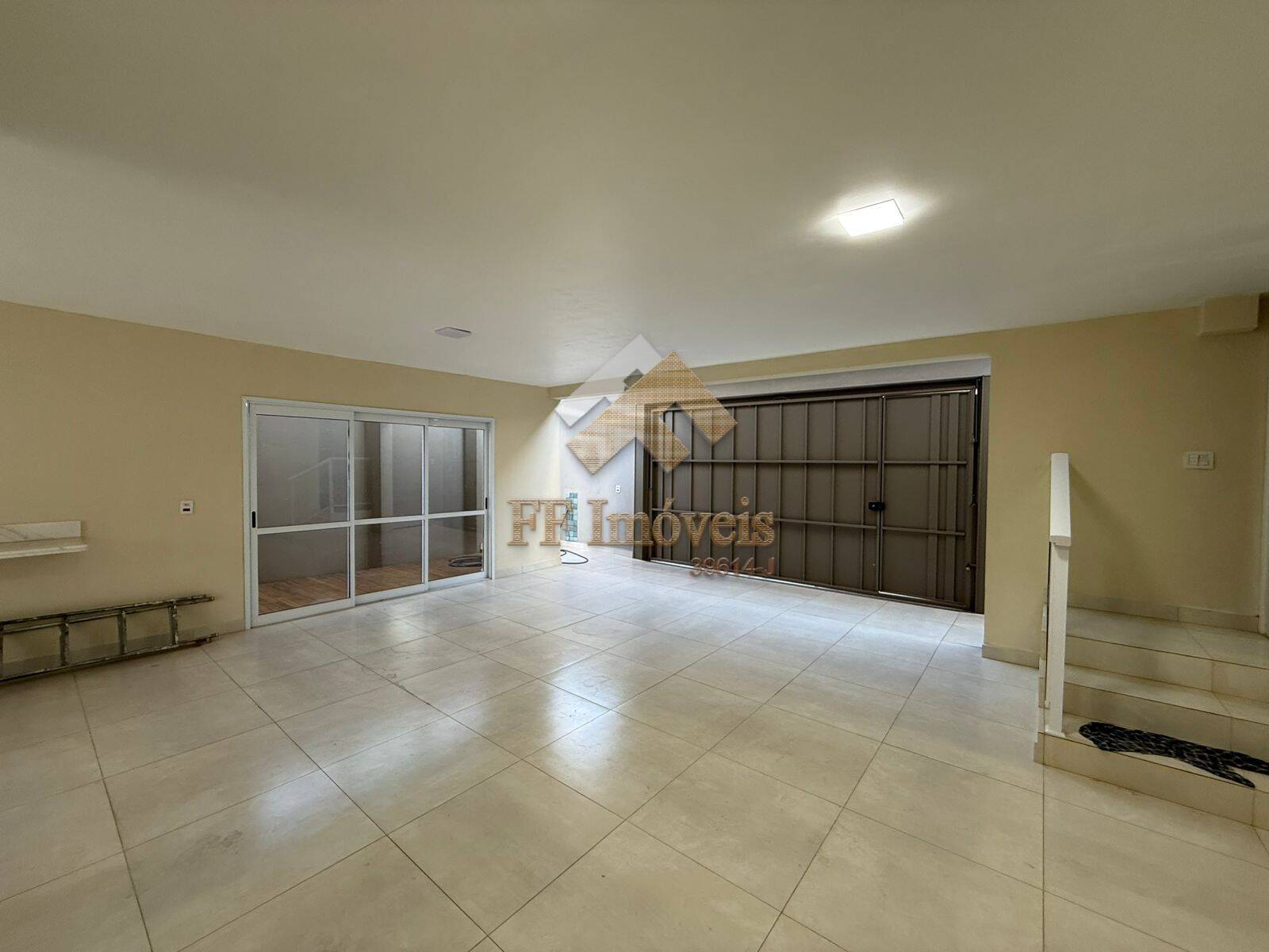 Casa à venda com 3 quartos, 320m² - Foto 30