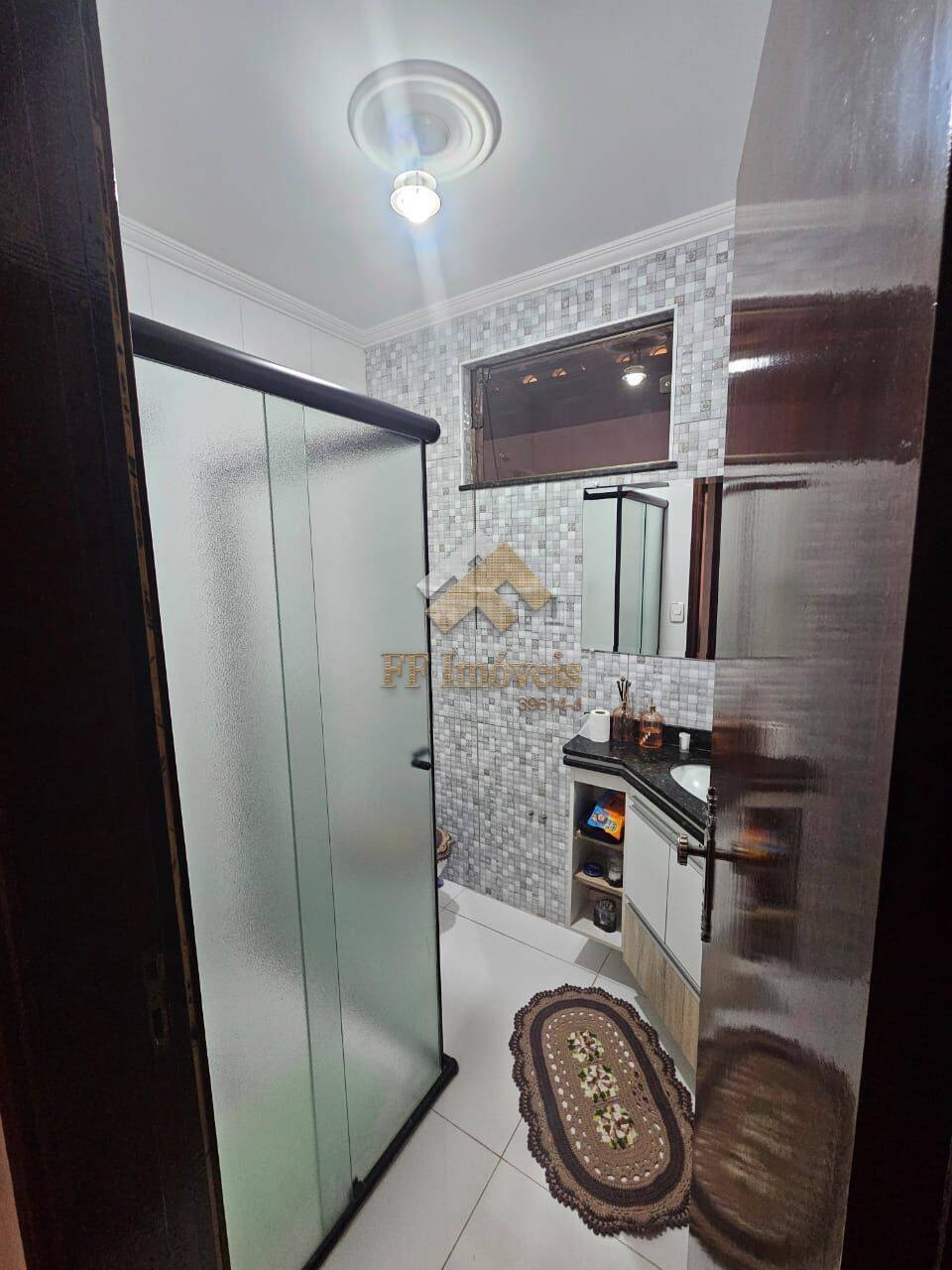Casa à venda com 2 quartos, 110m² - Foto 9