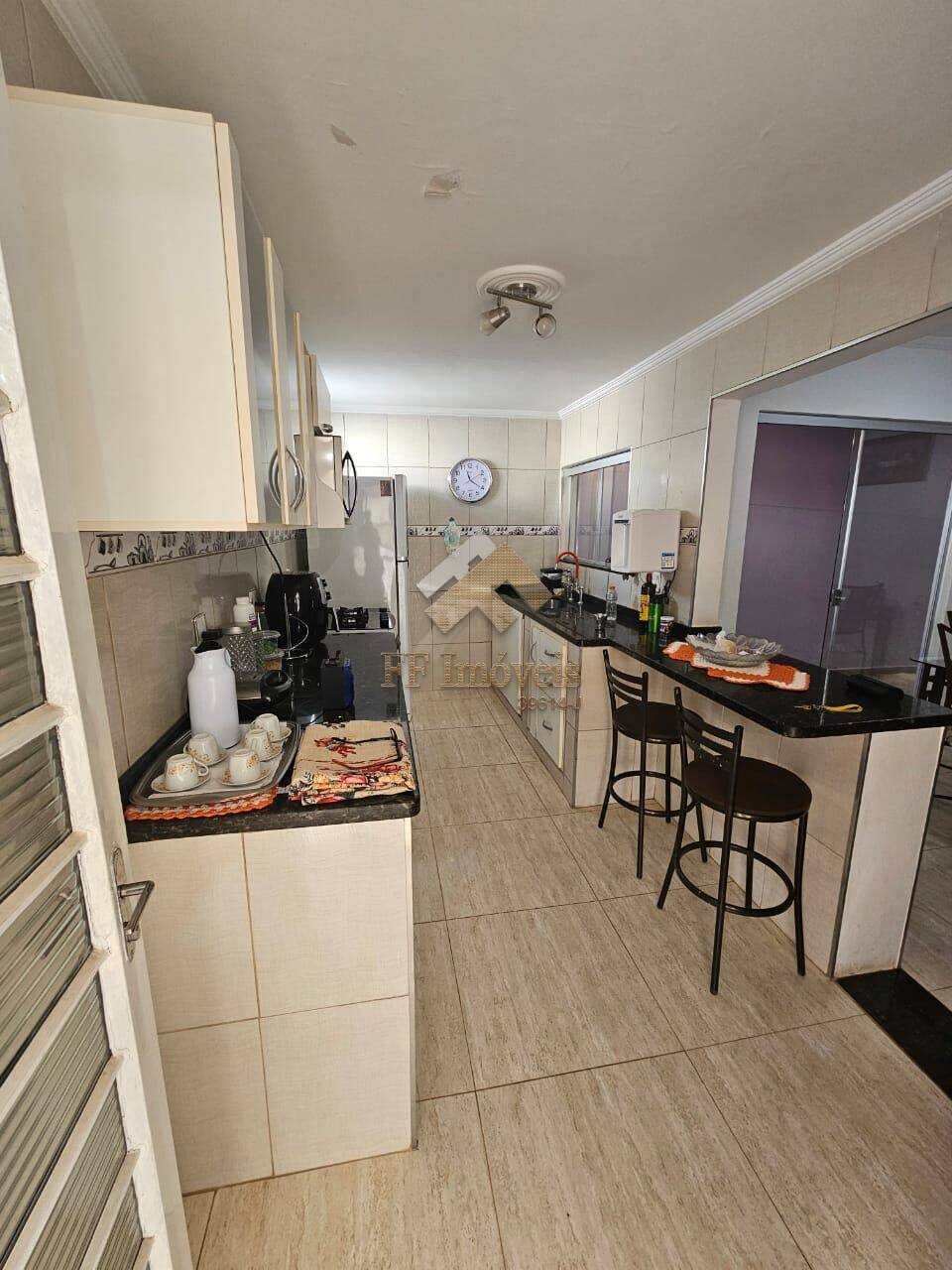 Casa à venda com 2 quartos, 110m² - Foto 8